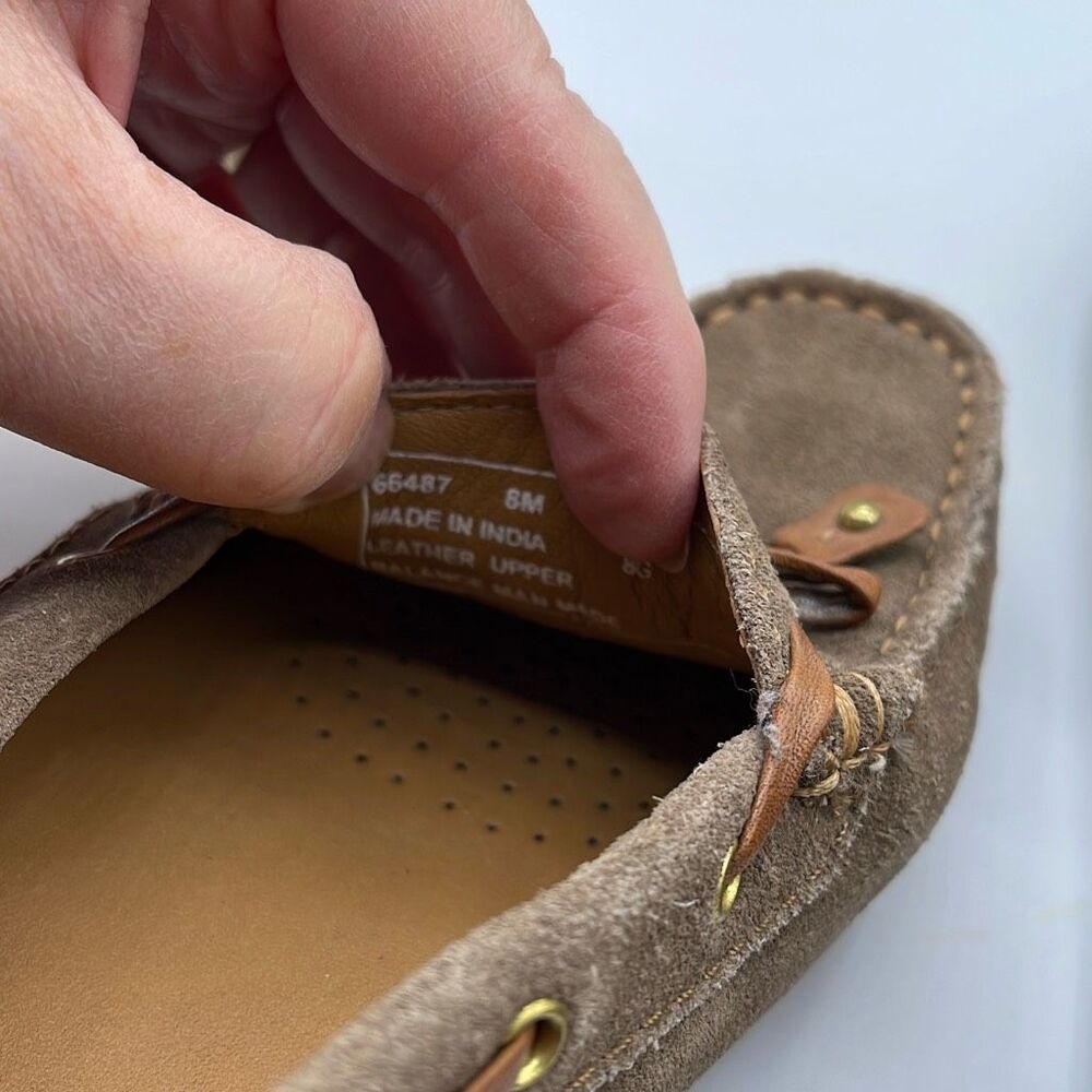 Clark’s suede size 8 driving moccasins padded insoles. - Picture 8 of 9